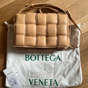 NWT BOTTEGA VENETA Padded Leather Cassette Bag Almond Gold Crossbody